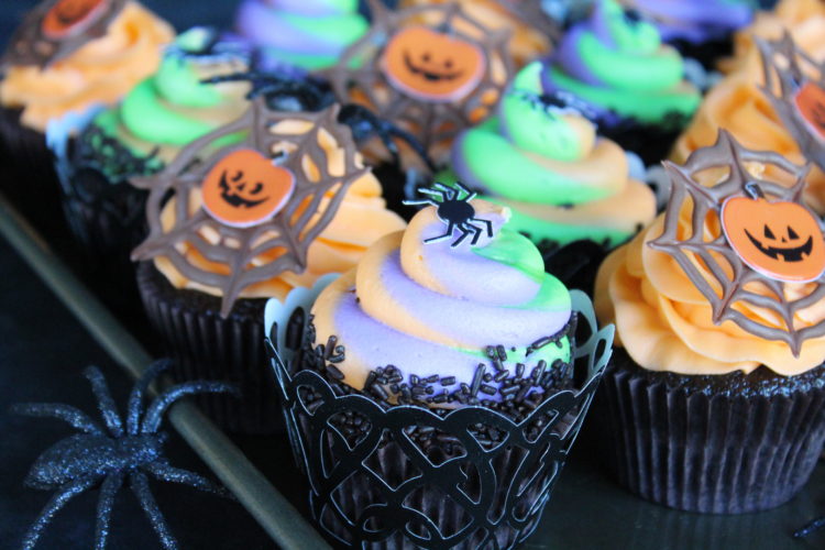 Halloween Cupcakes - Recipes Inspired by Mom